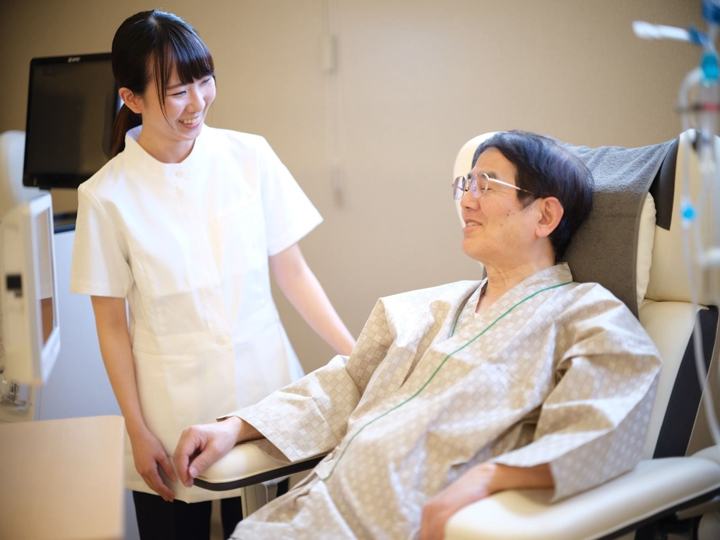 透析中も、スタッフがそばに。